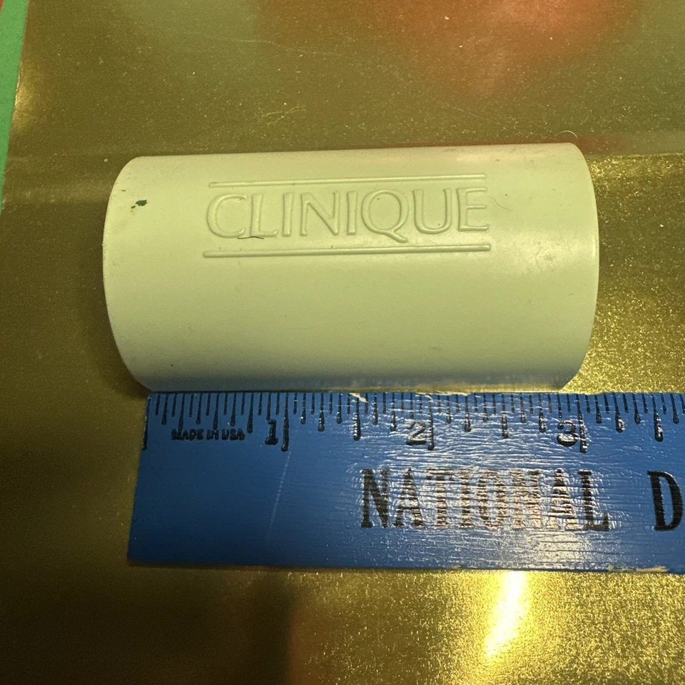 Estuche para Jabonera Clinique Verde Deslizante VACÍO Tamaño Completo es para una barra de viaje. Foto 4 de 4