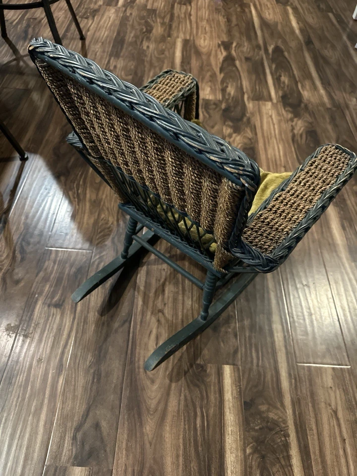 Винтажное детское плетеное кресло-качалка — оригинальная краска народное изделие — ТОЛЬКО САМОВЫВОЗ - Изображение 2 из 4