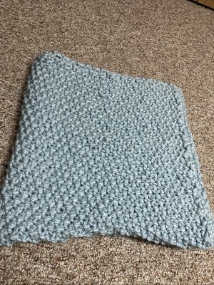 BEAUTIFUL NEW HANDMADE CROCHET BABY BLANKET/AFGHAN   AQUA Blue