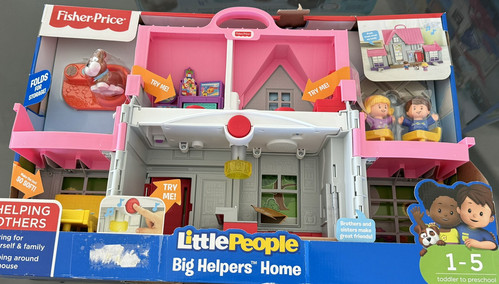Fisher-Price Little People Big Helpers Home - Pink