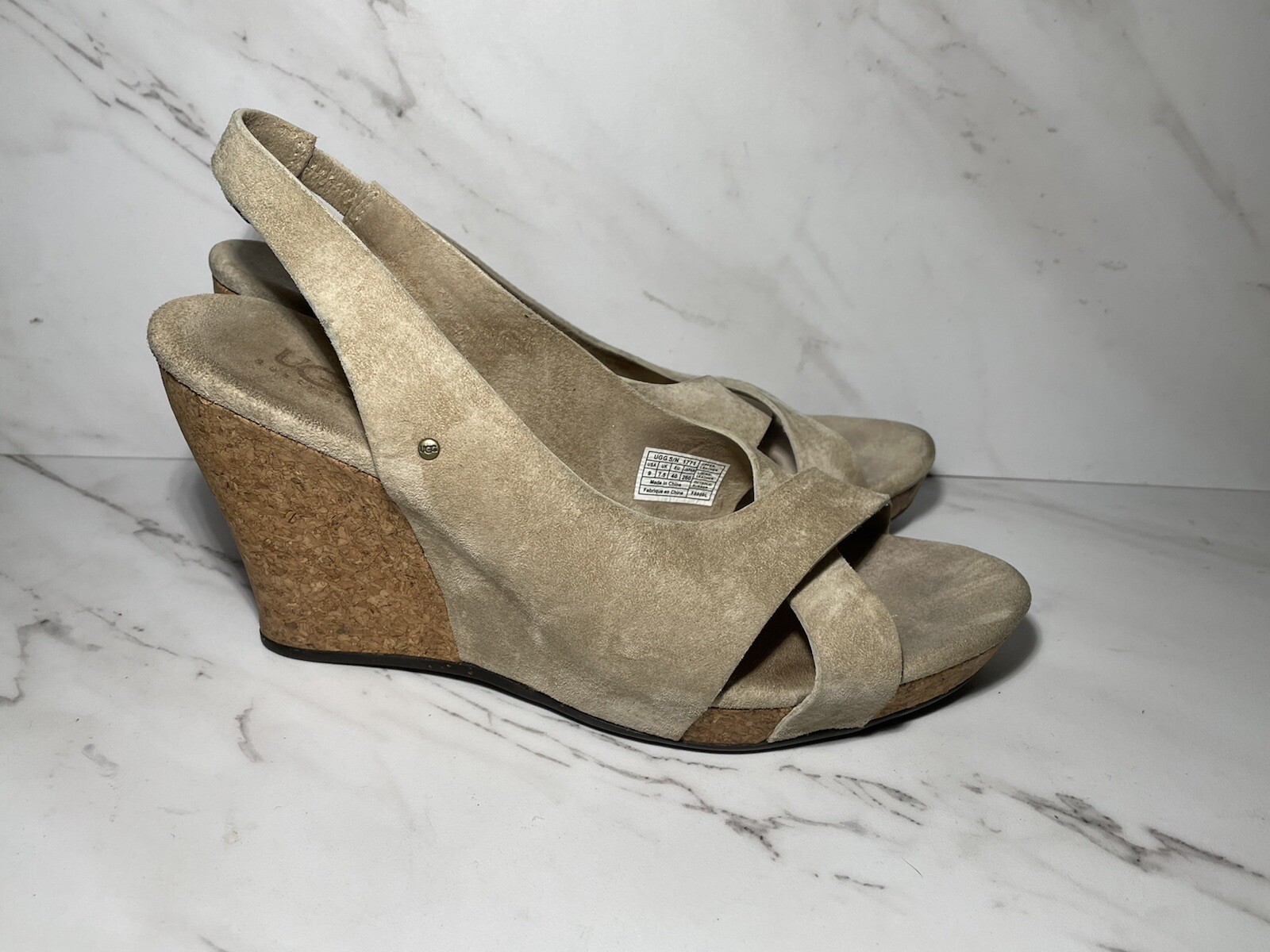 UGG Australia 1771~Size 9 Wedge Tan 