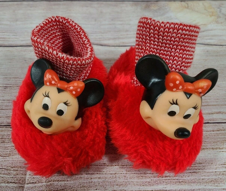 Zapatillas De Colección Disney Mickey Mouse Club Minnie Mouse 2 Mouseketeers Rojo Negro Foto 2 de 4