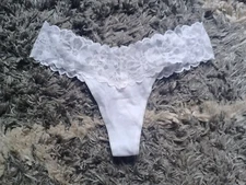 NeW Vs  lace trim thong Panty Size small white 