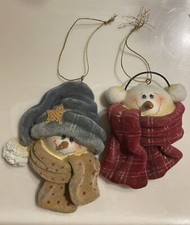 2 Snowman Ornaments Christmas Felted Scarf Hat Resin Hand Painted Collectible 3D