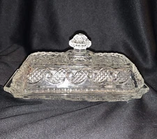 AVON Butter Dish w/Lid Clear Glass Waves & Criss Cross Pattern Vintage B30