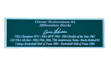 Oscar Robertson Autograph Nameplate Milwaukee Bucks Basketball Jersey