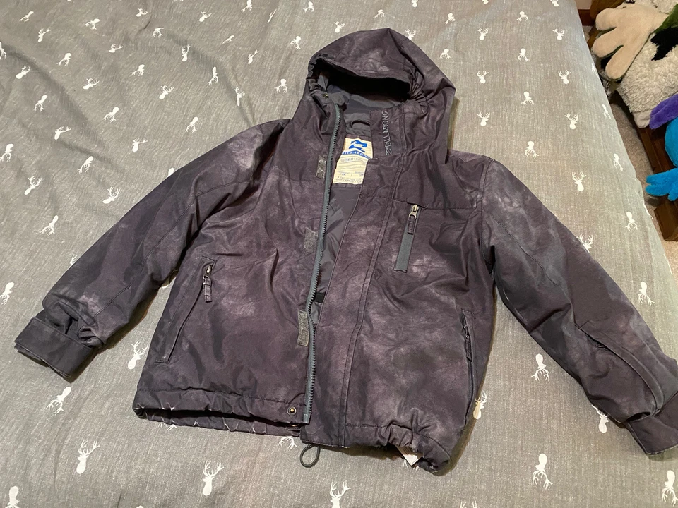 Abrigo gris ligeramente acolchado impermeable Billabong para niños, talla 8, ¡excelente estado! Foto 2 de 4