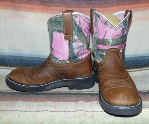 ariat boots pink camo