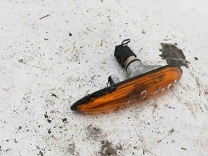 BMW 3 Touring E46 Kotflügelblinker vorne rechts 69113685 2.00 Diesel 31758288