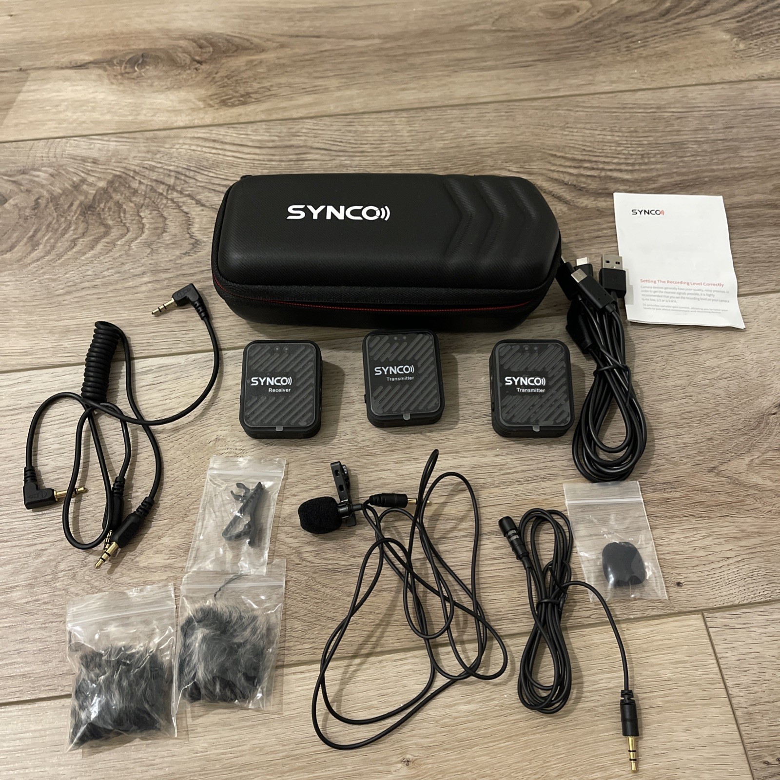 SYNCO G1 A2 2.4GHz Wireless Lavalier Microphone System 1 Receiver 2 Transmitter