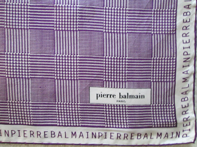 Foulard Carré En Soie Pierre Balmain Vintage - Violet - 67x68 Cm - Occasion