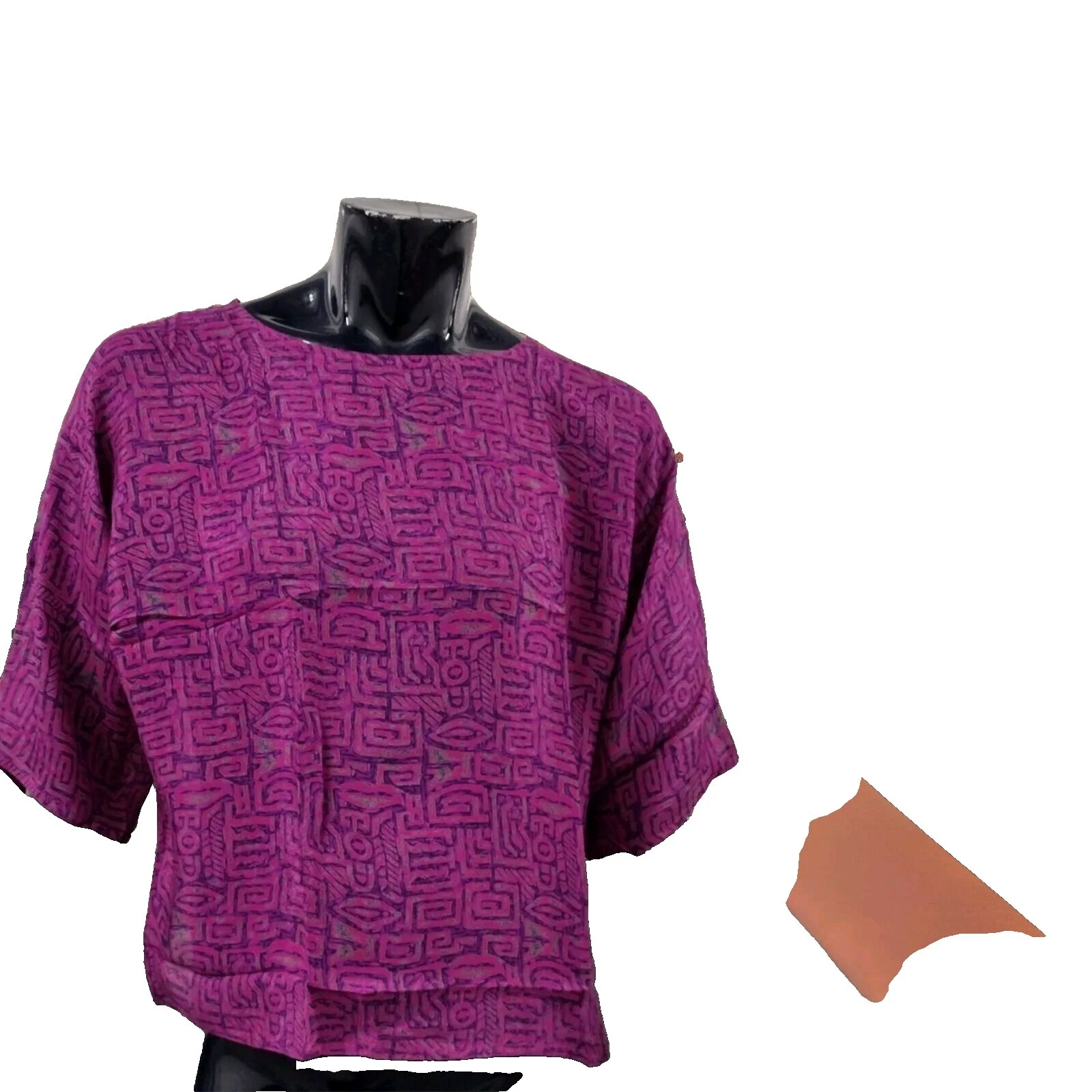 Prendas para mujer tribales de seda