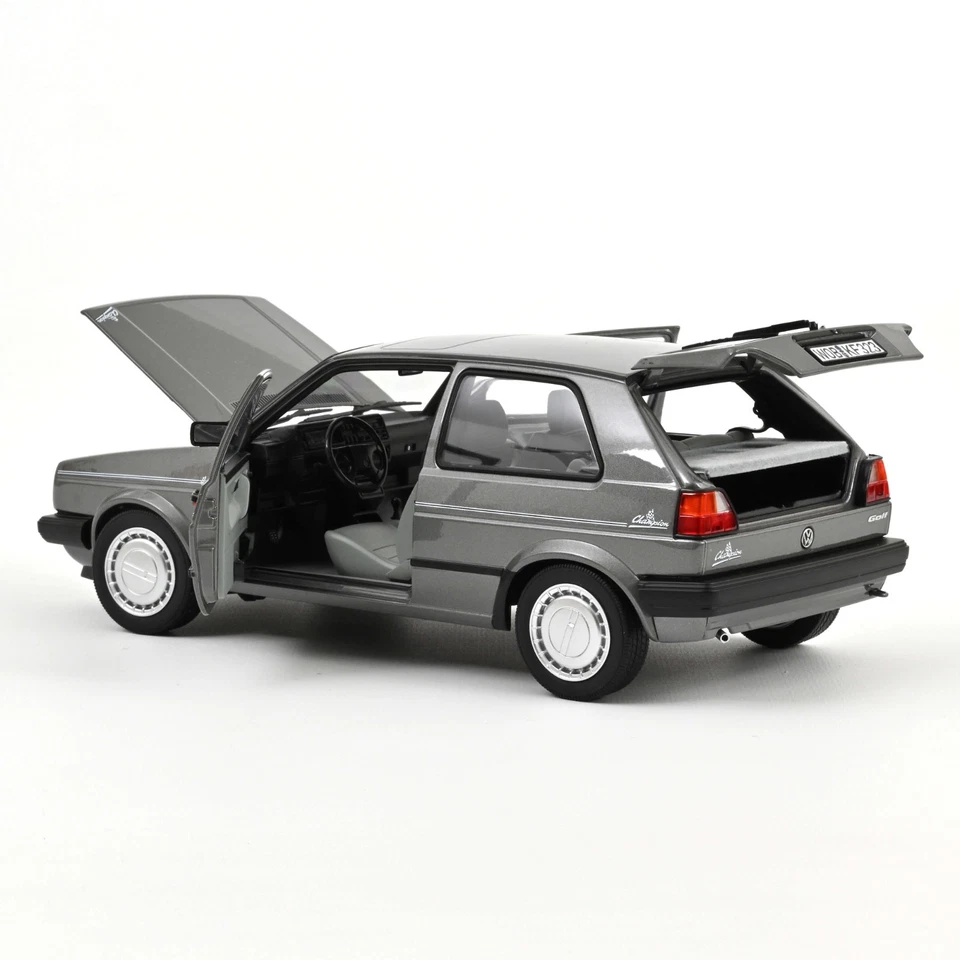 * VOLKSWAGEN GOLF C HAMPION 1990 Voiture gris métallisé car- 1/18 NOREV 188564 - Photo 2/4