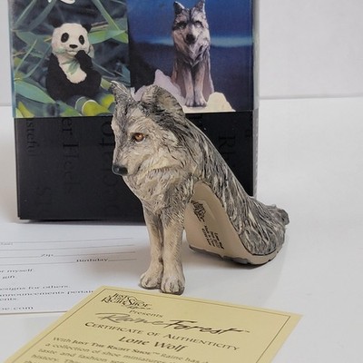 ''Lone Wolf'' Just The Right Shoe by Raine Raine Forest Collection #25122 w/COA