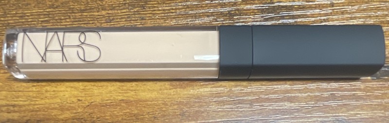 NARS Radiant Creamy Concealer Liquid Radiant Buildable Light 2.75 Cannelle 6mL