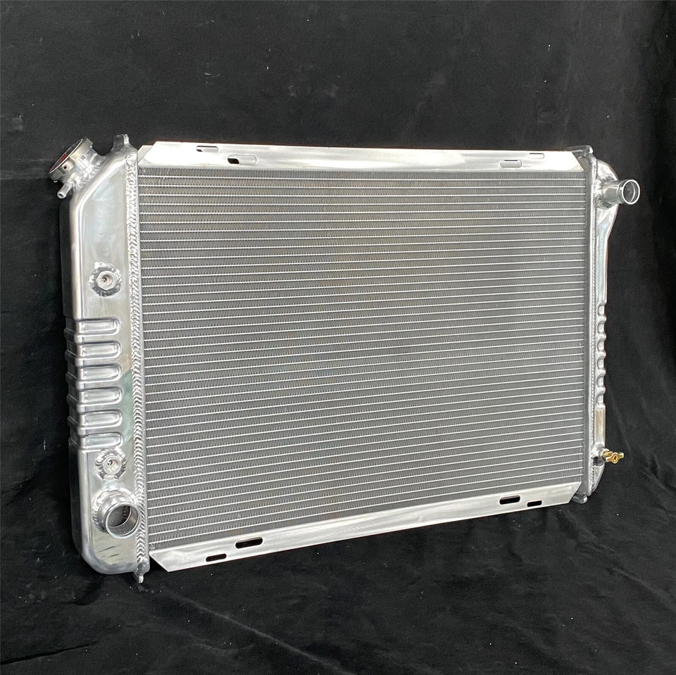 KKS 3 Row Radiator For 1979-1993 Ford Mustang Lincoln Mercury GT/LX 5.0L 2.3L V8 — 第 3/4 张图片
