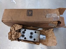 John Deere 2355 / 2555 Tractor Selective Control Valve 310790 / Nos