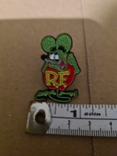 RAT FINK Metal & Enamel Pin Badge, New