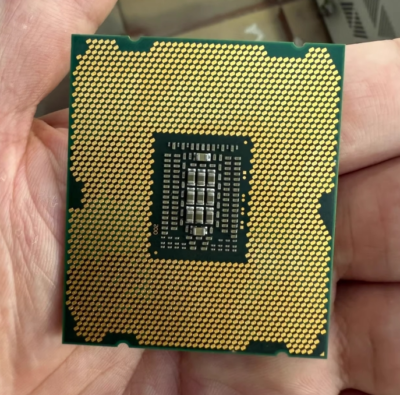 Processore Intel Xeon E5-2689 LGA2011 2.6GHz 8 Core 16 Thread Server