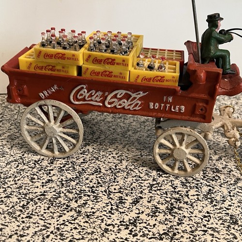 Vintage Cast Iron Coca Cola Wagon w/ Bottles, Driver, Umbrella, 2 Clydesdales - Picture 6 of 11
