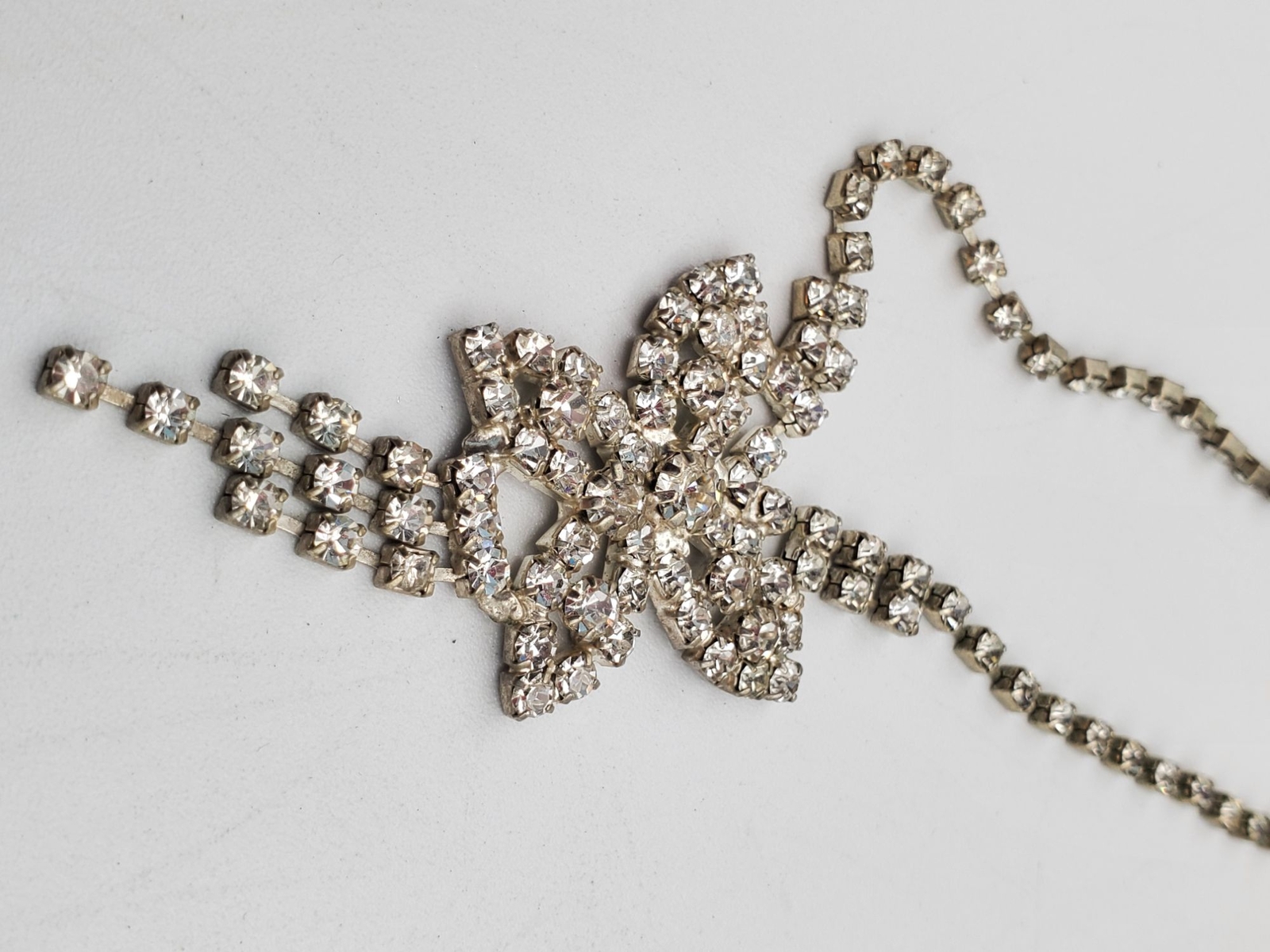 Silver tone Rhinestone Butterfly shape chain  nec… - image 4