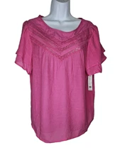 Bright and pretty fuchsia “Petal” top by COUNTERPARTS in a women’s size Large.
