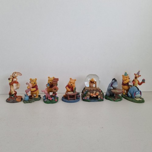 Winnie the Pooh; Simply Pooh Figurines Disney Bundle