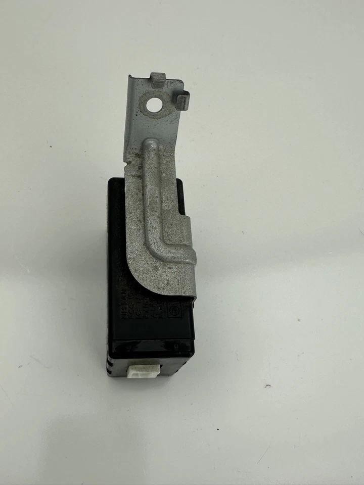 07-13 Nissan Altima 2.5L Tire Pressure Antenna Control Module TPMS 40740-JA00A - Image 2 of 4