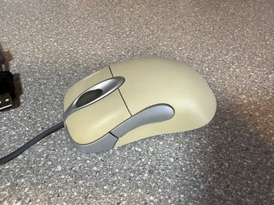 Microsoft IntelliMouse Optical 1.1A - USB / PS/2 - weiß - gebraucht