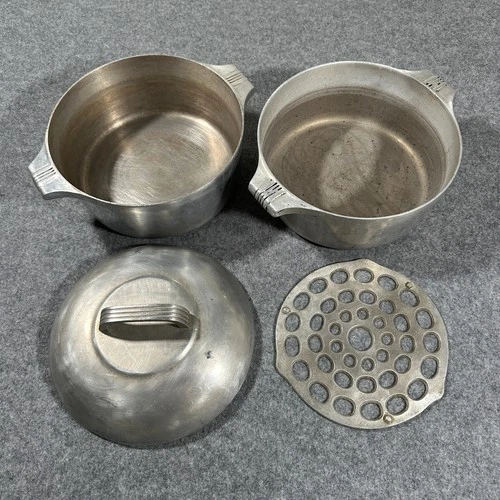 *RARE* 4248 NO LETTER & M, Wagner Ware Sidney O Magnalite 5QT w/ Lid & Trivet