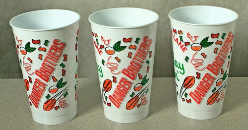 Three (3) Danger Brothers 610 MTVN Holiday Inn "INN ON THE LAWN" Cups - Picture 3 of 4
