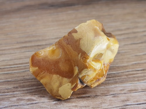 NATURAL OLD ANTIQUE EGG YOLK BALTIC AMBER 16g landscape amber - Picture 2 of 9