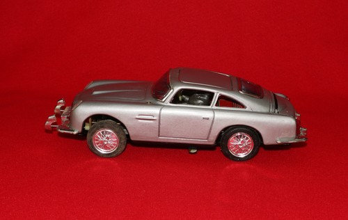 James Bond 1967 Aston Martin Frankonia Gilbert Style agente segreto frizione in scatola - Foto 8 di 12