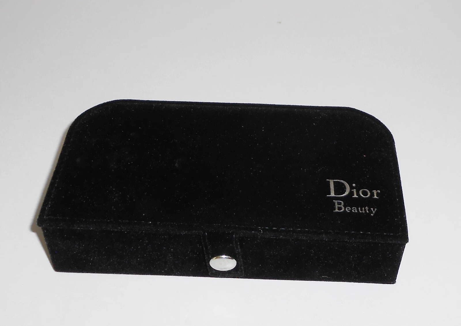 Petite boîte à bijoux de voyage Dior Beauty velours noir