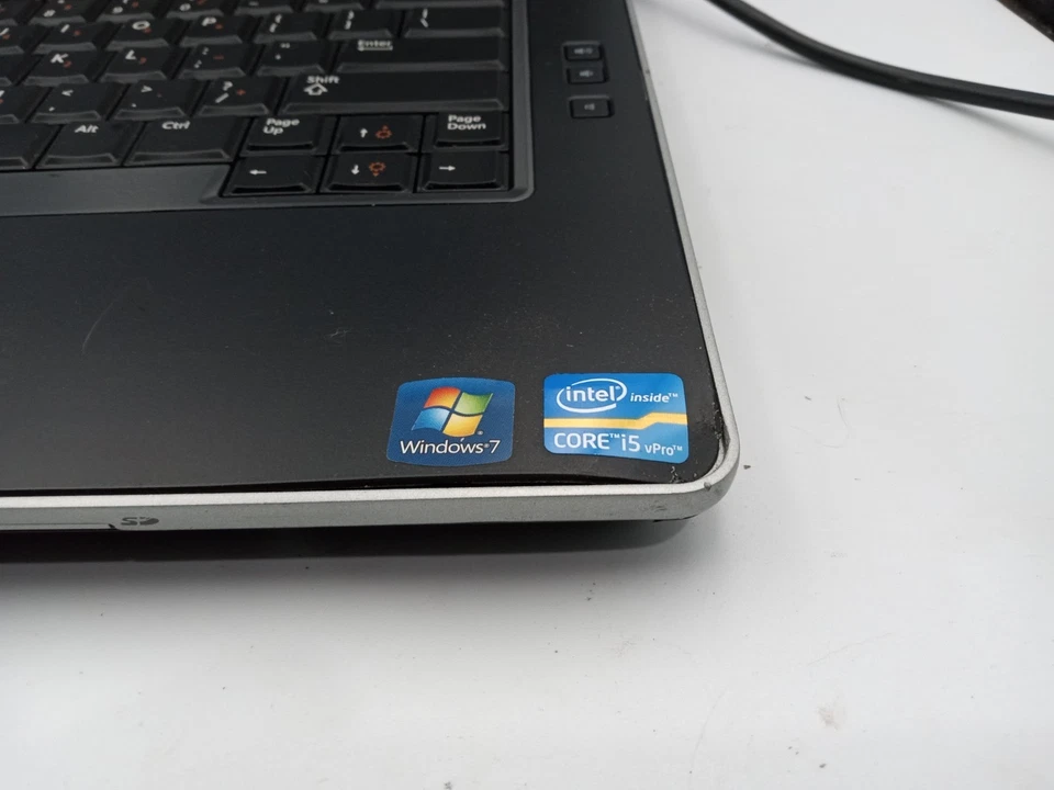 Dell Latitude E6430 14" Laptop i5-3380M 8GB RAM 320GB HDD WinXP - C-GRADE -RR - Image 3 of 4