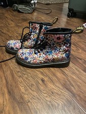 Dr. Martens Delaney Y Wander Floral Poppy Bloom Combat Moto Boot Girls Size 3