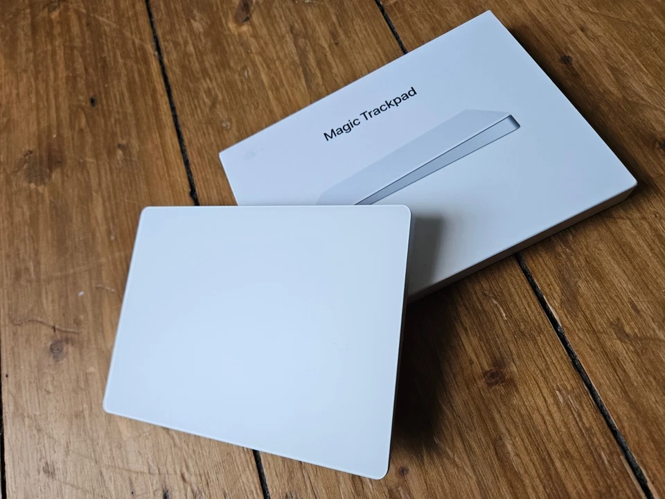 Apple Magic Trackpad 2 wireless Touchpad (MJ2R2LL/A - A1535) - Image 3 of 4