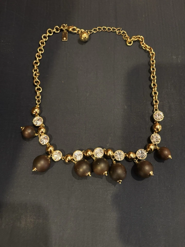 Collar llamativo bola de madera de diseñador Kate Spade con estrás Foto 2 de 2