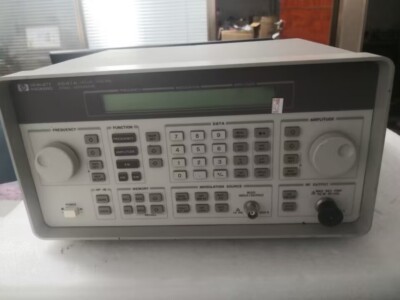 HP 8647A Synthesized Signal Generator - White for sale online | eBay