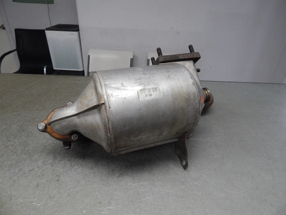 123 126 300SD 300D 300CD MONTAJE COLECTOR ESCAPE 6171420094 / 6171421601 Foto 3 de 4