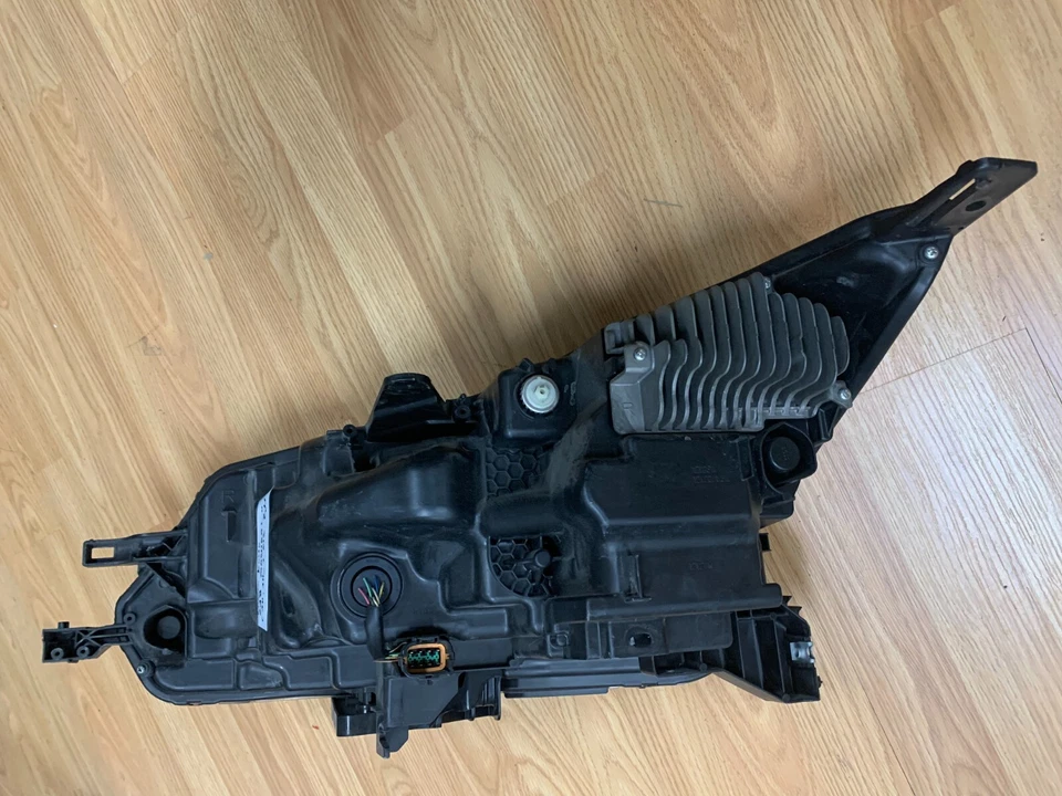 Nissan Koito 2018 Qashqai II E13 RH Headlight Passenger Side - Image 3 of 4