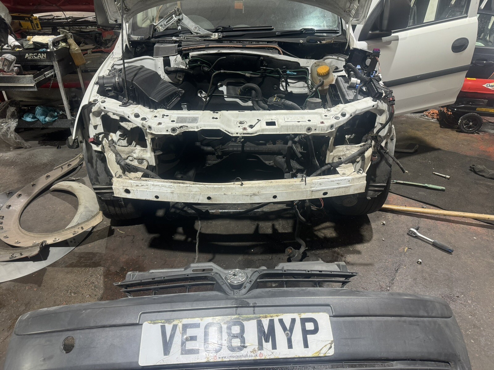 Picture 1 of 1