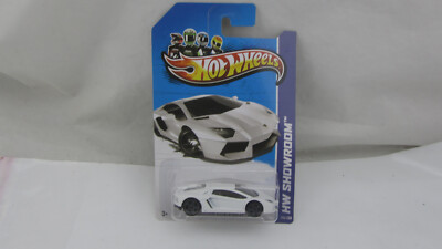 NIP - 2012 Mattel Hot Wheels White Lamborghini Aventador LP 700-4 173/250
