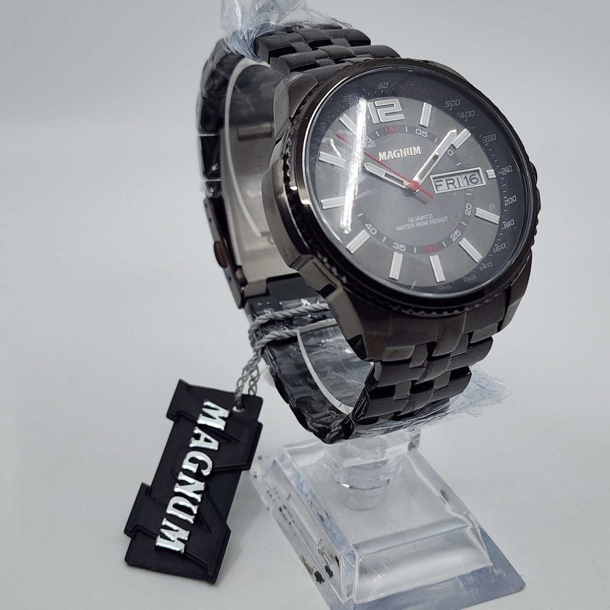 NEW Mens Magnum MA32238C Quartz Day Date Black Gray Watch