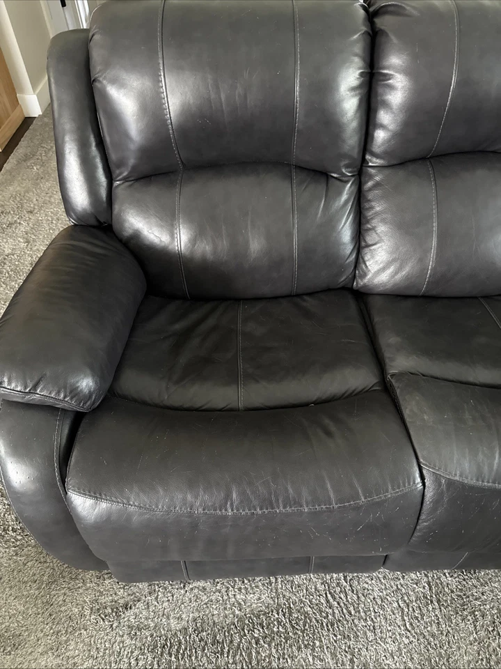 Sofá de 3 plazas tapizado de cuero marrón reclinable automático para sala de estar Foto 2 de 3