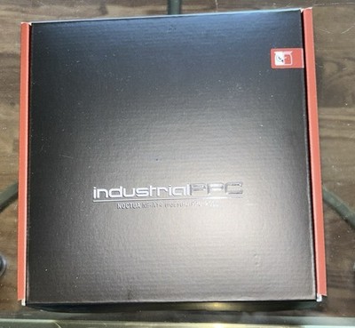Noctua NF-A14 industrialPPC-2000 RPM 140mm 3-Pin SSO2 Case Fan