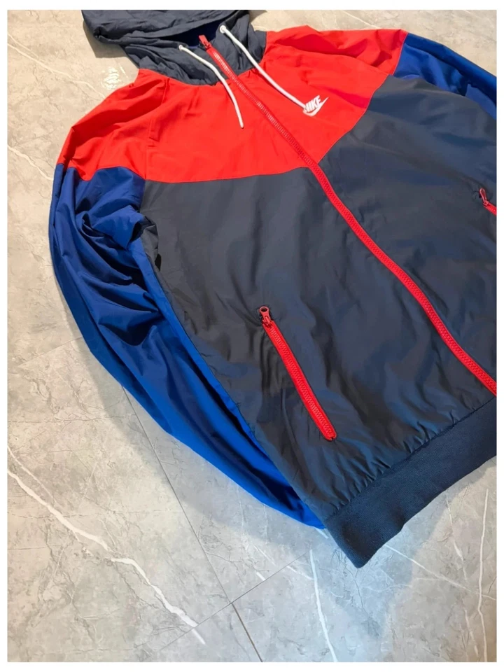 Veste Nike Windrunner, Coupe-vent à capuche zippée, Colorblock Rouge et Bleu - Photo 3/4