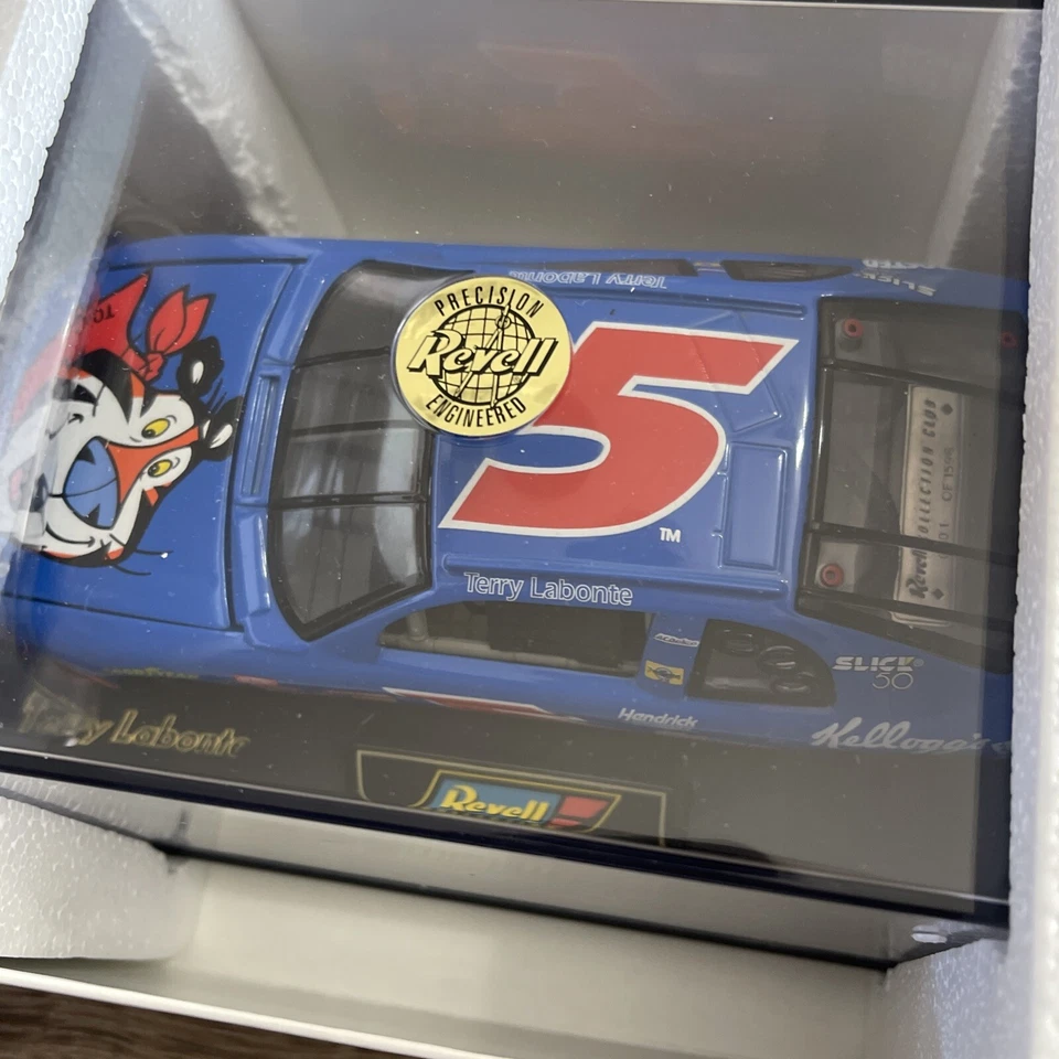 Chevy Monte Carlo 1997 Revell Collection Club #5 Kellogg’s paquete de 3 1:24 Foto 2 de 4