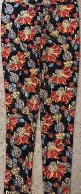 NEW Lularoe Leggings OS One Size Black Background Dahlia Floral Print-The Sarah