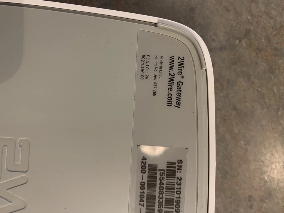 AT&T WIRELESS ROUTER MODEM 2701HG-B GATEWAY - Image 4 of 4